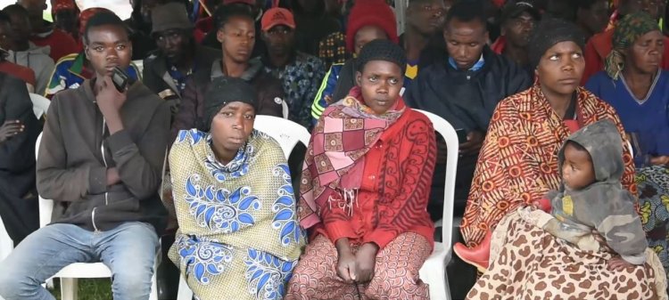 Nyaruguru:Ababyeyi basabwe kutitwaza ubukene bagatuma abana bajya kwicuruza!