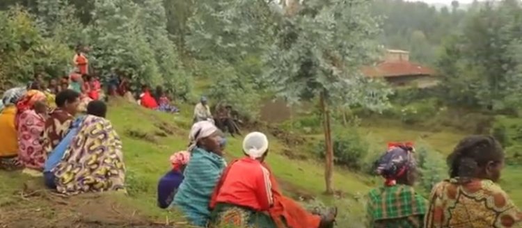 Batawe muri yombi bazira kwicisha  inkoni umwana wabo w'imyaka 8