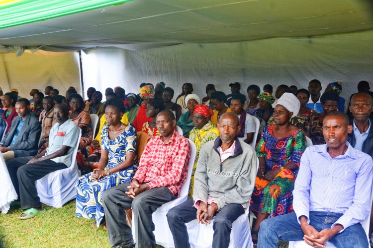 Abanyarwanda bafite umukoro n'inshingazo byo kurinda igihugu ndetse no kugiteza imbere