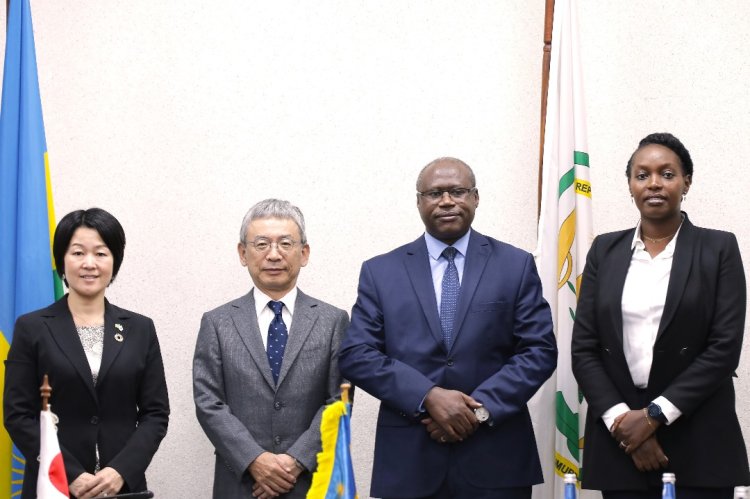 MINEDUC irishimira inguzanyo Ubuyapani bwageneye uburezi