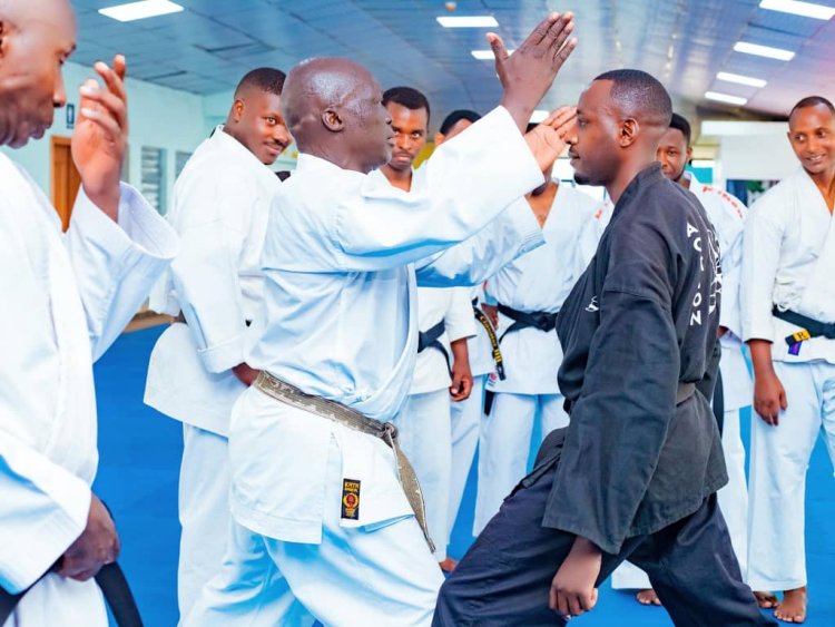 KARATE: Sensei Opiyo yasabye abatoza b'Abanyarwanda kwitondera imyitozo y'ibanze