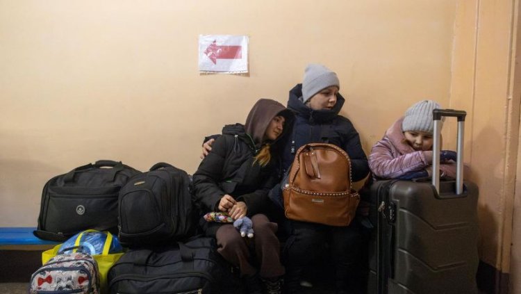 Moscou irateganya kwimura abana 9000 bava mu karere gahana imbibi na Ukraine