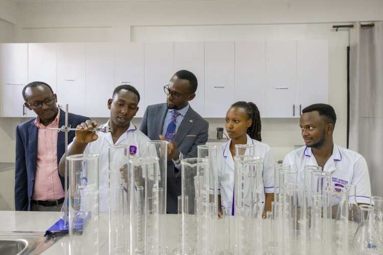 Abanyeshuri 500 bahawe buruse muri gahunda ya USAID Ireme