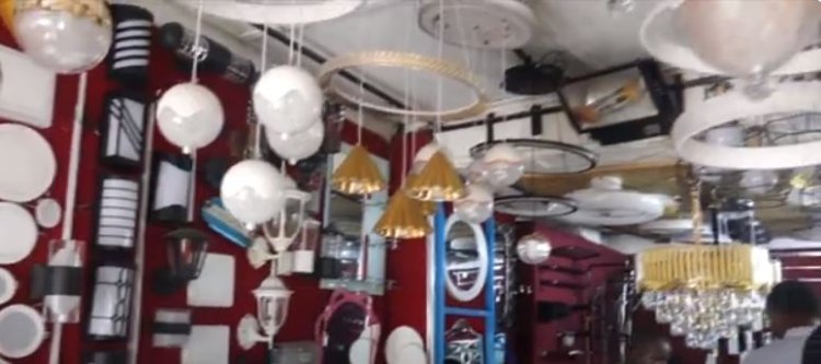 Abagura ibikoresho by'ubwubatsi n'amashanyarazi barakangurirwa kugenzura ko byujuje ubuziranenge