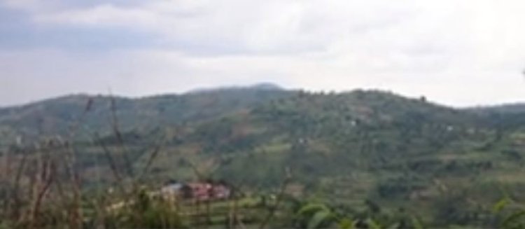 Nyaruguru-Rusenge: abatuye mu manegeka barasaba gufashwa kwimuka