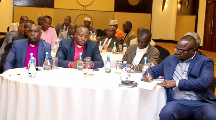 Amadini n’amatorero arasabwa kwigisha urukundo kuko abantu iyo bafite urukundo batajya mu bibi