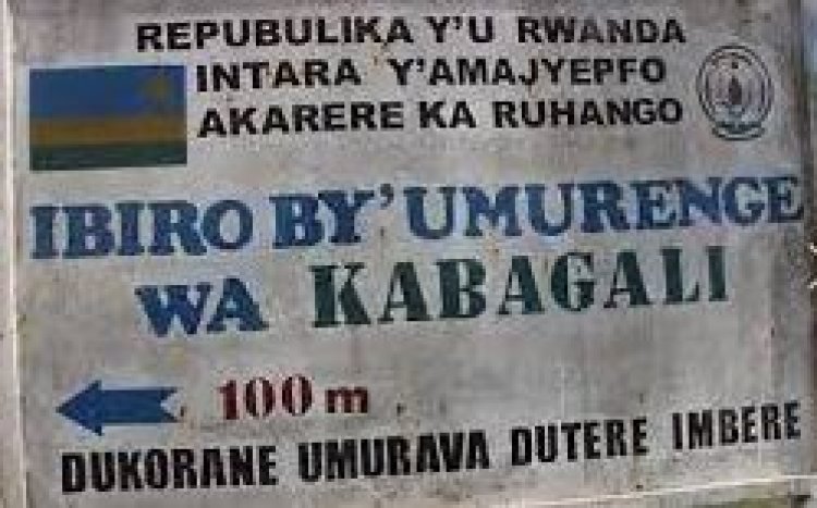 Imiryango 10 itishoboye yarokotse jenoside yahawe inka n’abanyamakuru