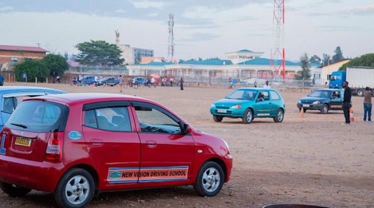 Hari abemeza ko ibinyabiziga bya Automatic bizoroshya kubona impushya zo gutwara