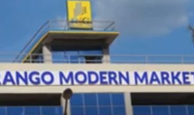 Huye: Abacururiza mu isoko rya Rango babangamiwe no kutagira ubwiherero