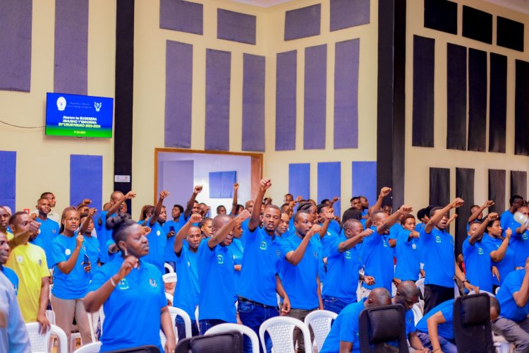 Urubyiruko rurasaba inteko rusange zabo zihariye aho batuye