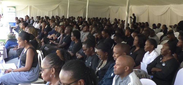 Abakora mu rwego rw'ubuzima baranenga abaganga bakoze Jenoside