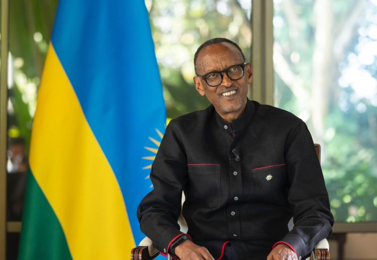 Perezida Paul Kagame avuga ko atazigera yemerera abaza kwigisha u Rwanda Demokarasi
