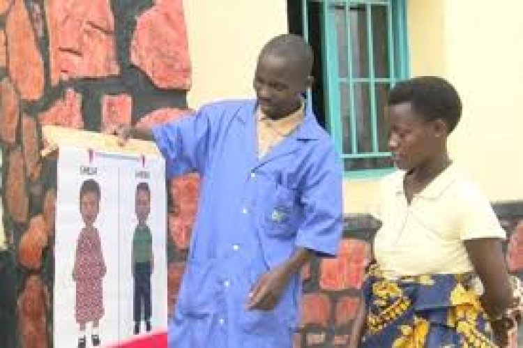 Abajyanama b'ubuzima bagize uruhare rukomeye mu kugabanya impfu z'ababyeyi n'abana