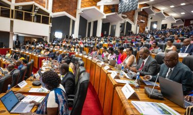 Barasaba gusobanurirwa inshingano z'abagize inteko ishinga amategeko imitwe yombi