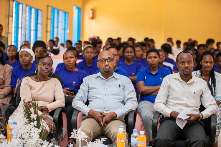 Barasaba ko inkoranyamagambo y'ururimi rw'amarenga yasohoka kuko imaze igihe kinini yifuzwa