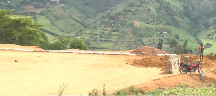 Kigali - Ruriba: Basenyerwa n'amazi ava mu kibuga cyo kwigishirizamo ibinyabiziga