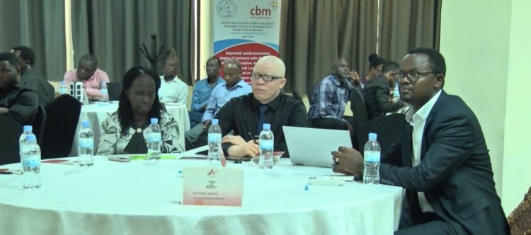 Abantu bafite ubumuga ngo ntibagirirwa icyizere muri banki n'ibigo by'imari