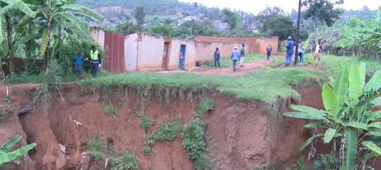 Kigali - Mageragere: Amaso yaheze mu kirere ku ikorwa rya ruhurura iri kubashyira mu manegeka