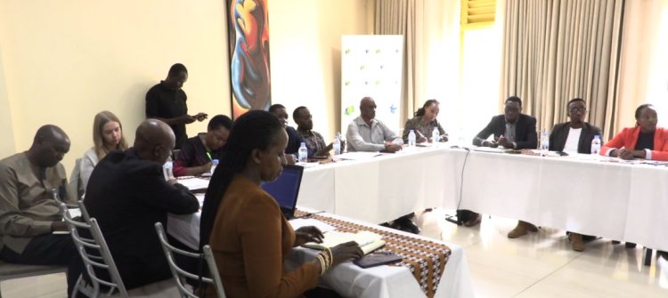 Mu masoko ya leta akomeje kuba mu bwiru atera icyuho cya ruswa