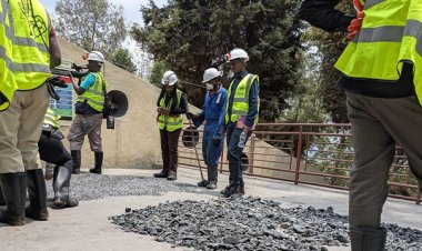 Abakora mu bucukuzi bibaza icyo amahanga ashingiraho aharabika u Rwanda ko nta mabuye y’agaciro rufite