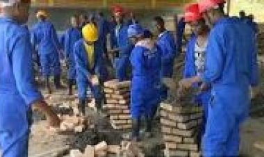 Imyaka y'umuntu n'uburambe ni inzitizi ku bapiganira akazi muri iki gihe