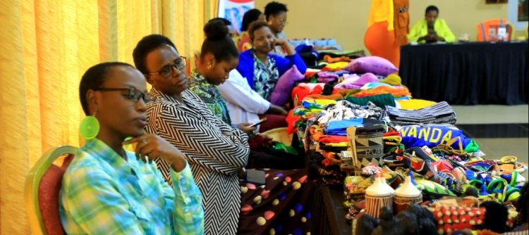 Abakobwa n'abagore bakora ubucuruzi buciriritse baracyafite imbogamizi