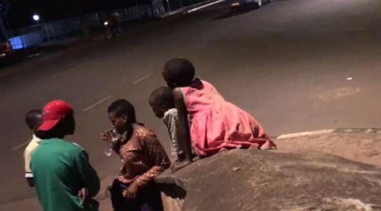 Abana bo ku muhanda bavuga ko bashaririwe n’ubuzima babamo