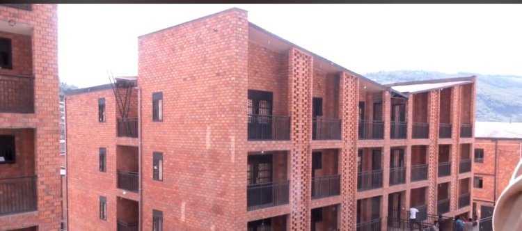 Mpazi: Abatujwe mu mazu mashya barashima, bagasaba guhabwa ibyangombwa vuba