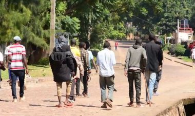 Huye: Ba rwiyemezamirimo ntibavuga rumwe ku bwishyu bw'abo bambuye