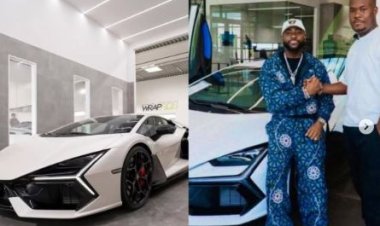 Davido yaguze imodoka y'akataraboneka