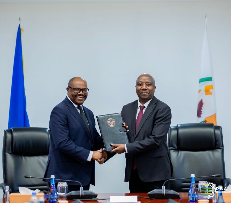 Minisitiri Dr.  Nsengiyumva yahererekanye ububasha na Dr Ngirente