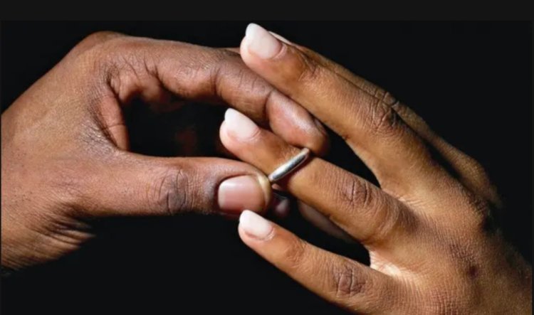 Kubera impamvu z'ivangura, urukiko rwemeje ko  umugabo ashobora kwitwa izina ry’umugore we