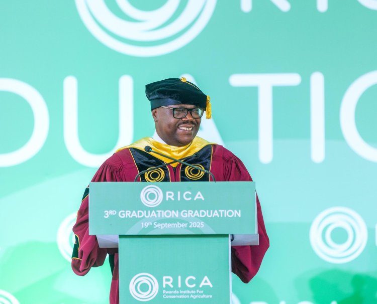 Abarangije muri RICA basabwe na Minisitiri w’Intebe guteza imbere ubuhinzi (Amafoto)