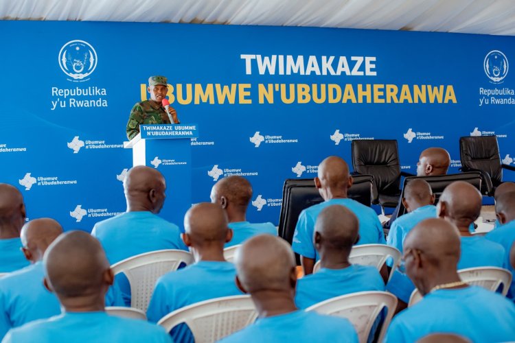 Abagororwa bahamijwe ibyaha bya Jenoside bari hafi kurangiza ibihano basabwe kuzarangwa n’ubunyangamugayo