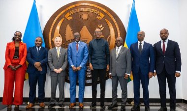 Kagame yakiriye itsinda rya Banki y’Isi baganira ku bufatanye mu mishinga y’iterambere