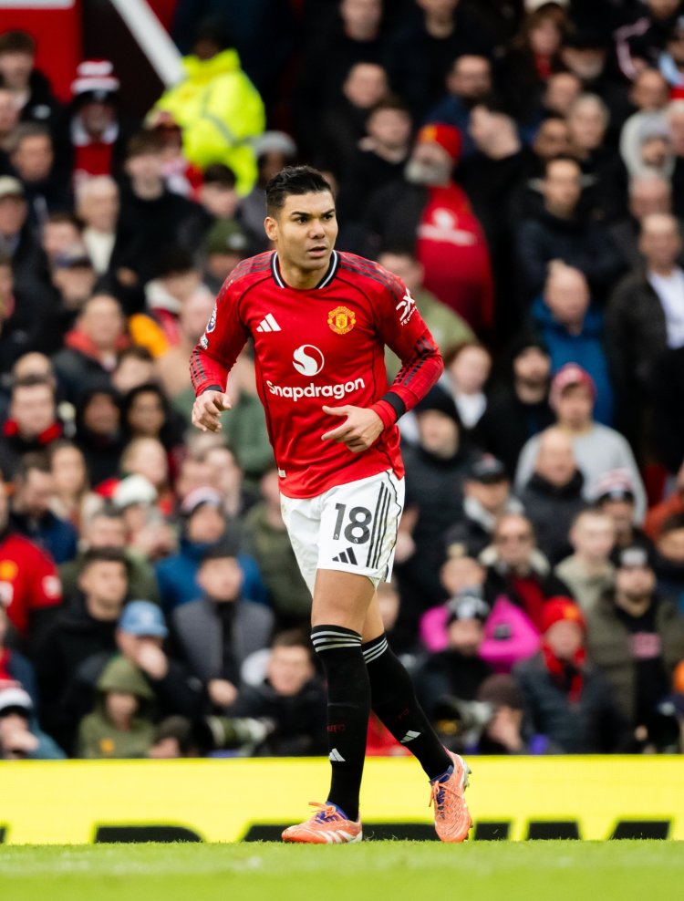 Urugendo rwa Carlos Henrique Casimiro muri Manchester  United ruri kugana ku musozo.