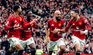 Manchester United ya Michel Carrick ikomeje kubabaza abacyeba bayo