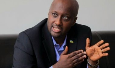 "Ese amahanga azakomeza kurebera RDC ikoresha abacanshuro?" Minisitiri Nduhungirehe