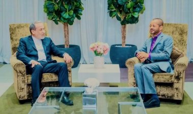 Iran na Amerika batangiye ibiganiro mu gihe iterabwoba rya gisirikare rikomeje kwiyongera