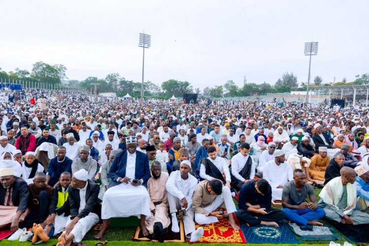 Abayisilamu basabwe gukomeza kurangwa n'ibikorwa byiza, bakirinda ibyaha